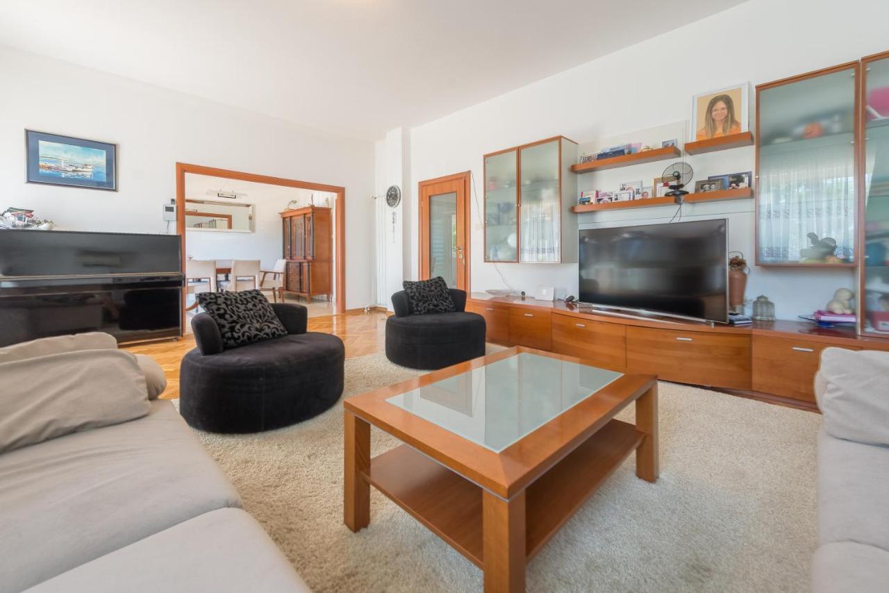 Villa Lux Nina With Six Bedrooms, Private Pool, Sauna Zadar Exterior photo