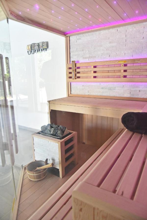 Villa Lux Nina With Six Bedrooms, Private Pool, Sauna Zadar Exterior photo